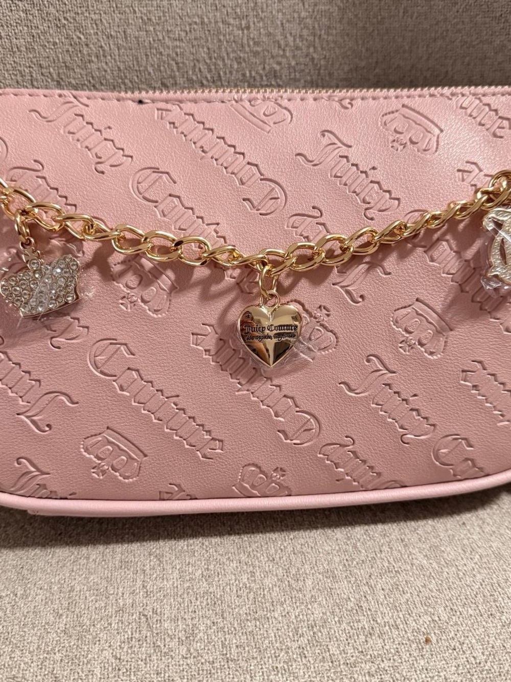 Juicy Couture A Little Crush shoulder bag with a gold chain charm - Picture 5 of 17